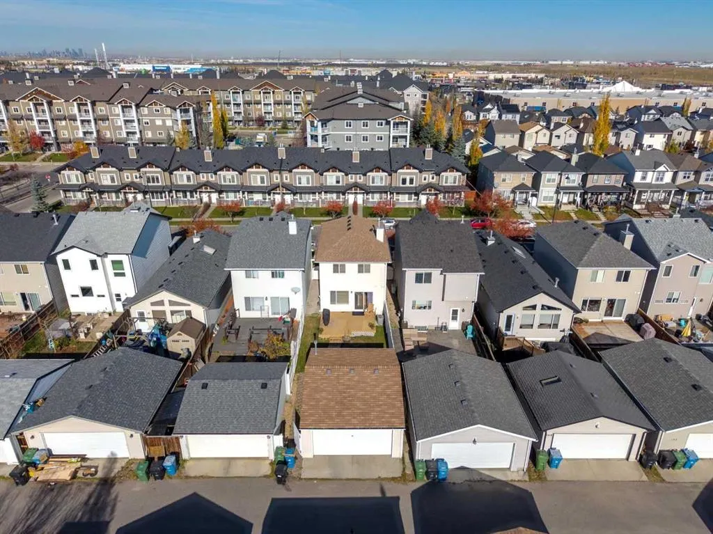 140 Prestwick Villas SE