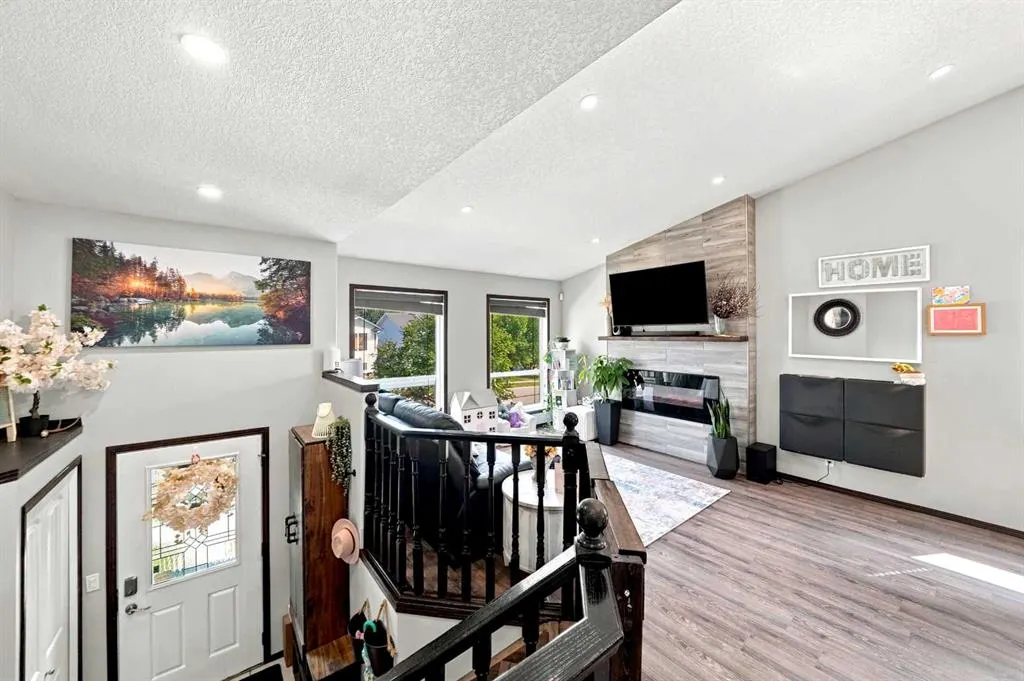 59 Wildrose Drive