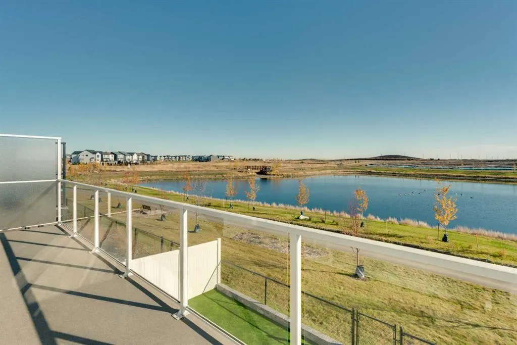 198 Savoy Landing SE