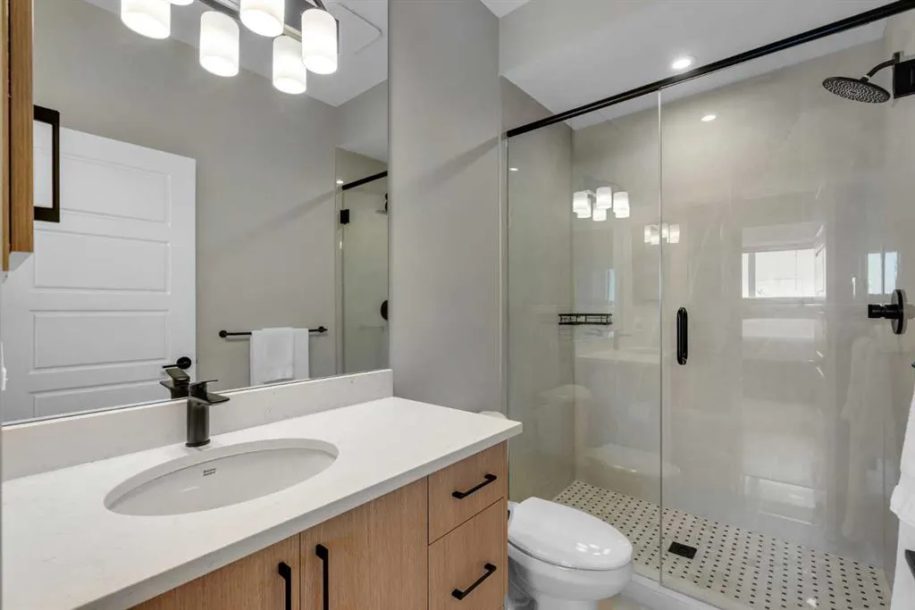 198 Savoy Landing SE