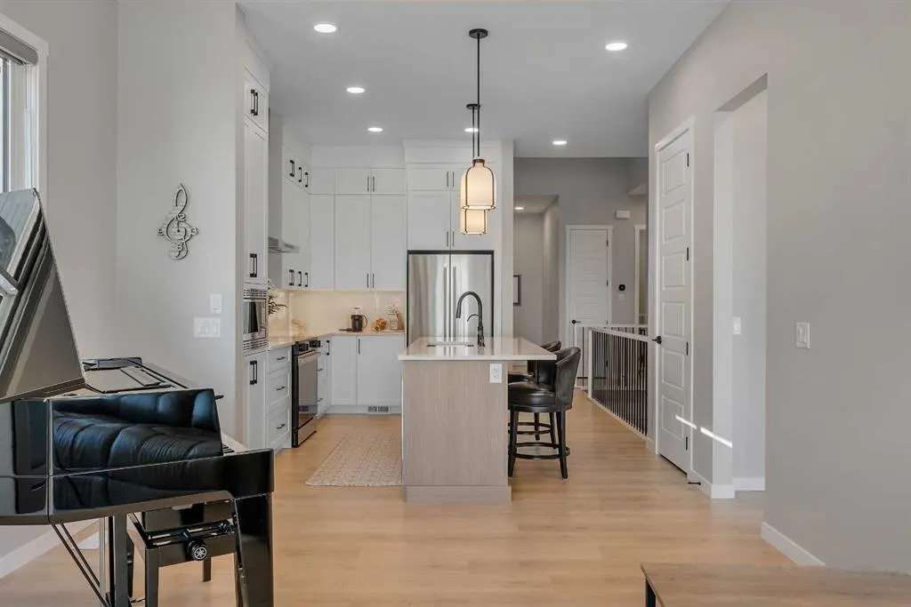 198 Savoy Landing SE