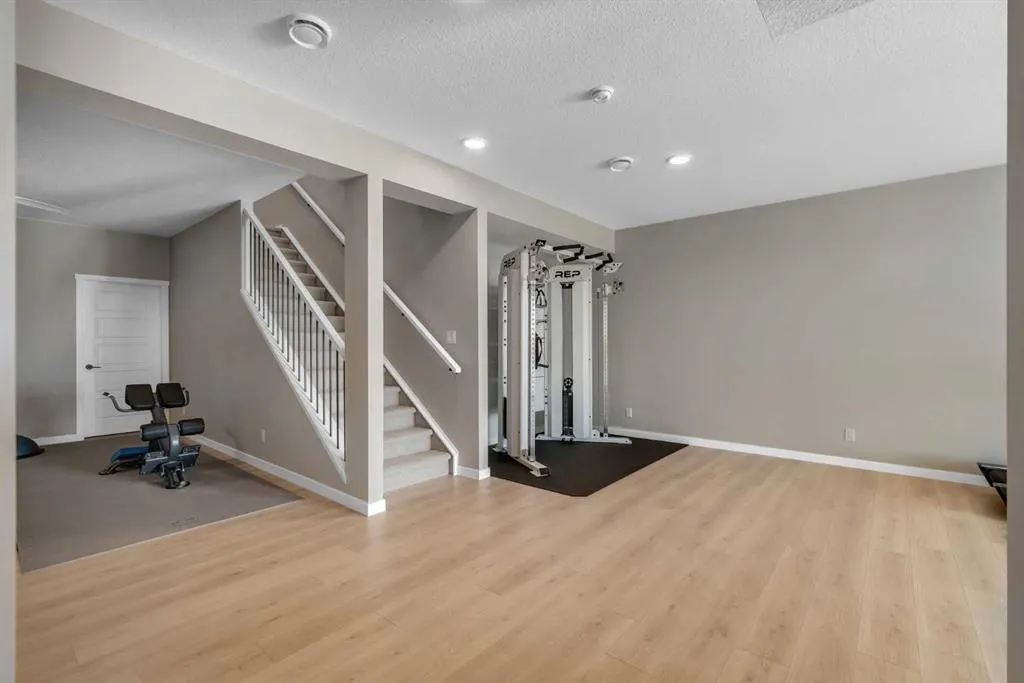 198 Savoy Landing SE