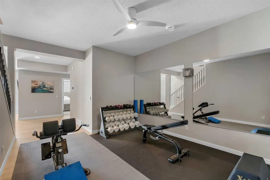 198 Savoy Landing SE