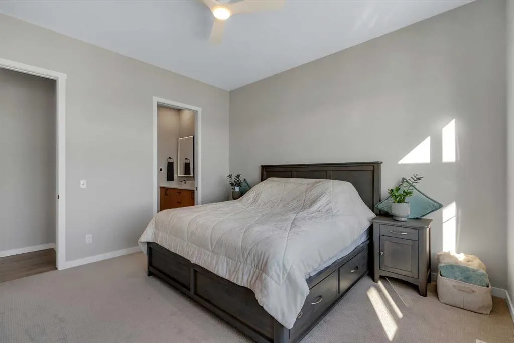 198 Savoy Landing SE
