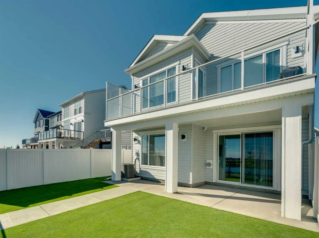 198 Savoy Landing SE