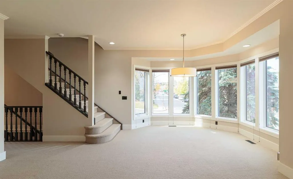 1425 Colborne Crescent SW