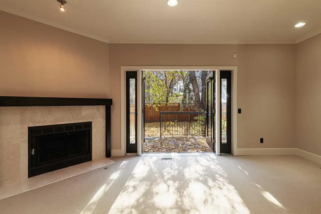 1425 Colborne Crescent SW