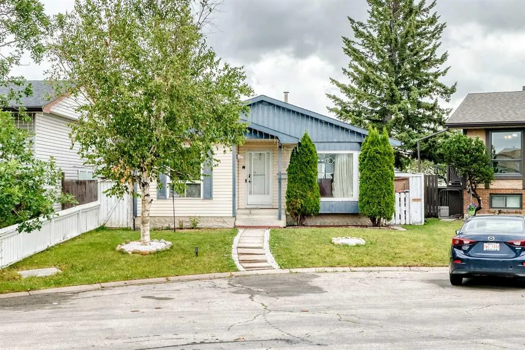60 Falmere Court NE
