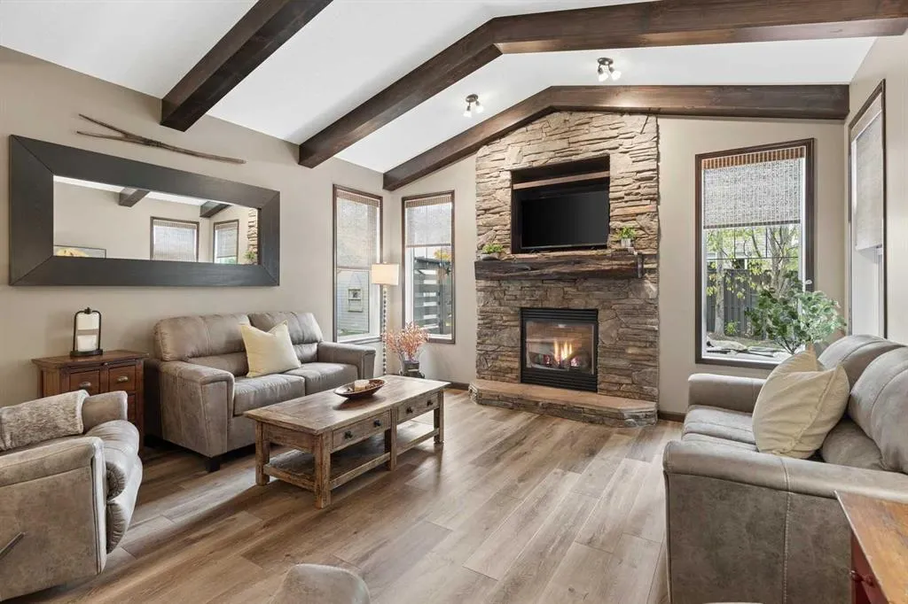32 Cranarch Bay SE