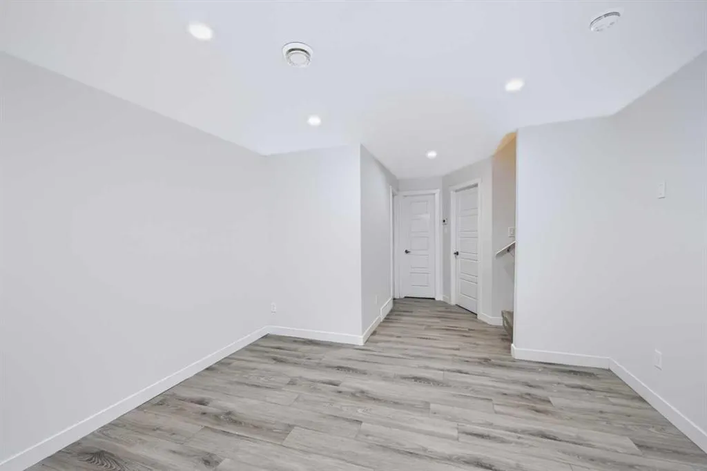143 Amblefield Avenue NW