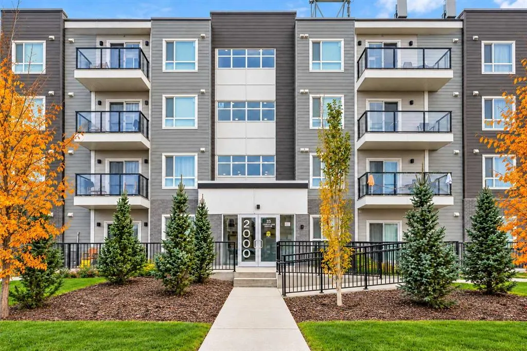 33 Carringham Gate NW #2414