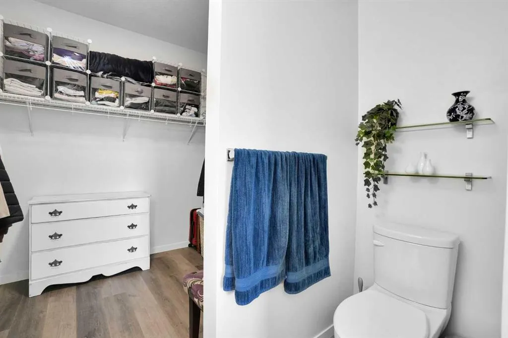 33 Carringham Gate NW #2414