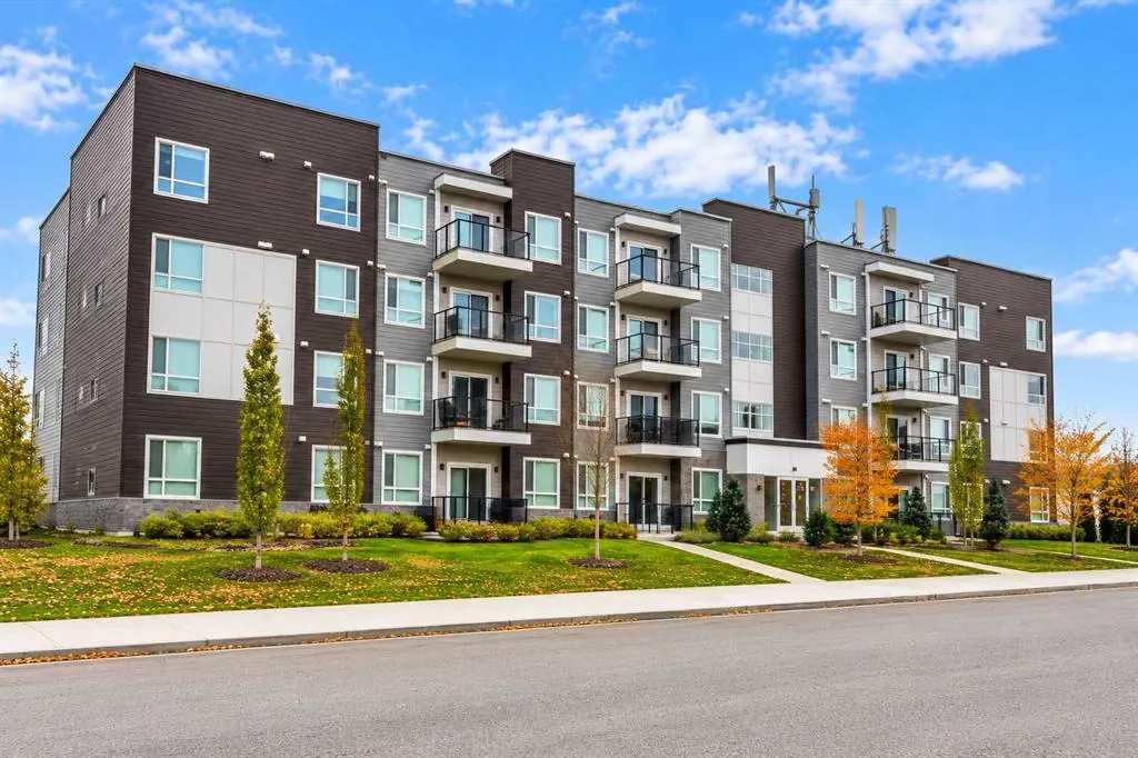 33 Carringham Gate NW #2414
