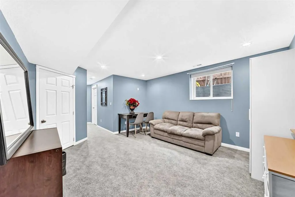 1037 New Brighton Gardens SE