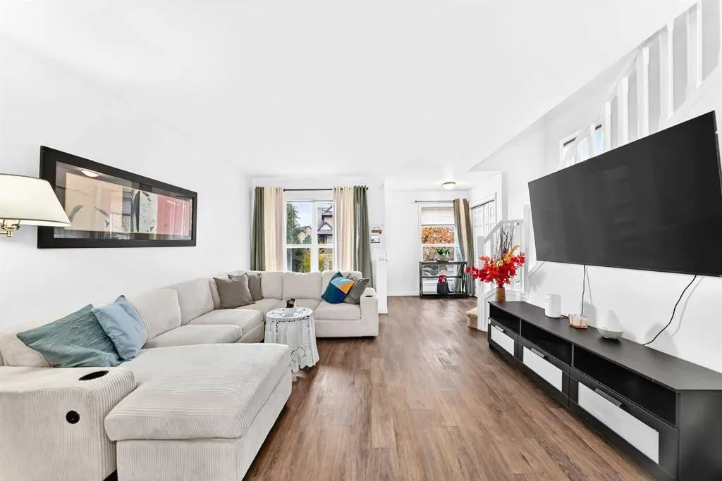 1037 New Brighton Gardens SE
