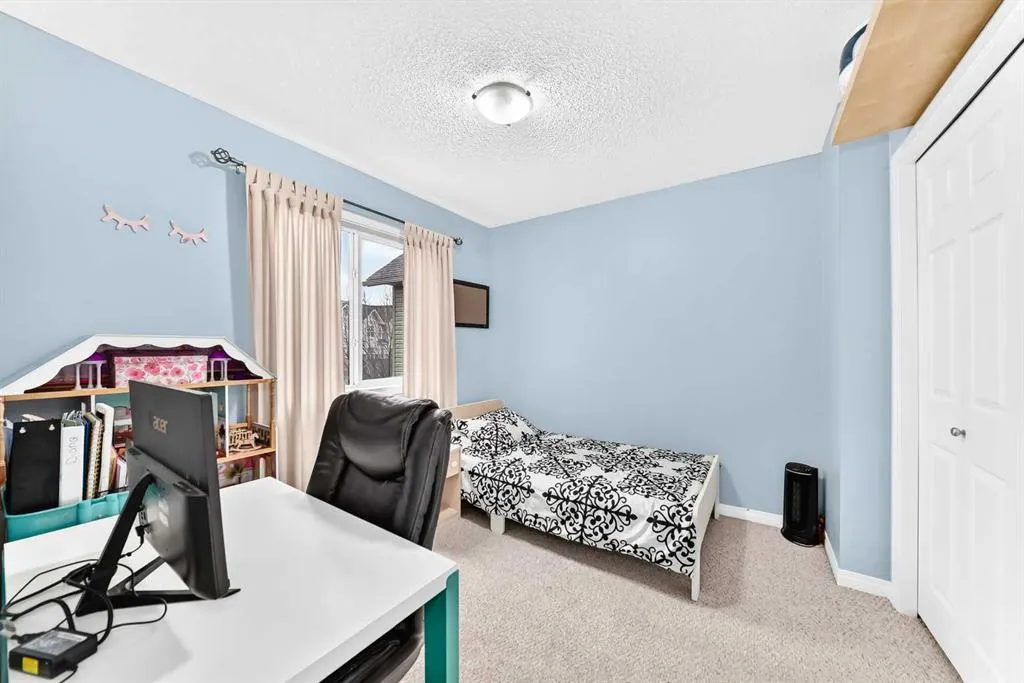 1037 New Brighton Gardens SE