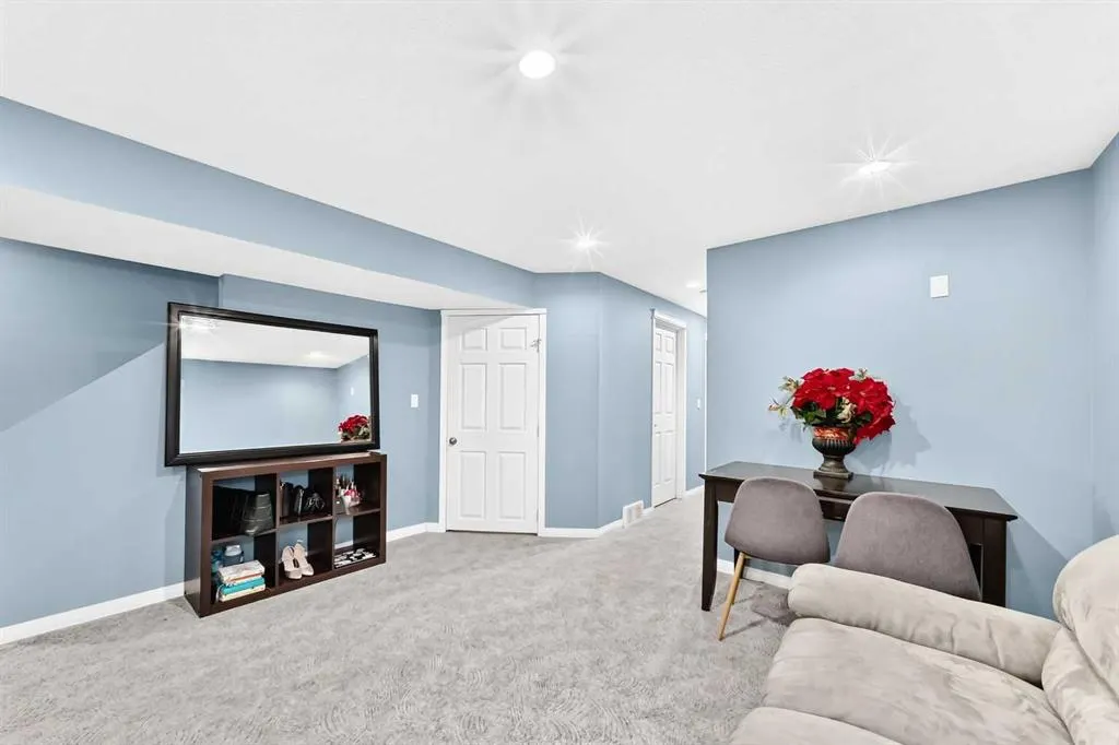 1037 New Brighton Gardens SE