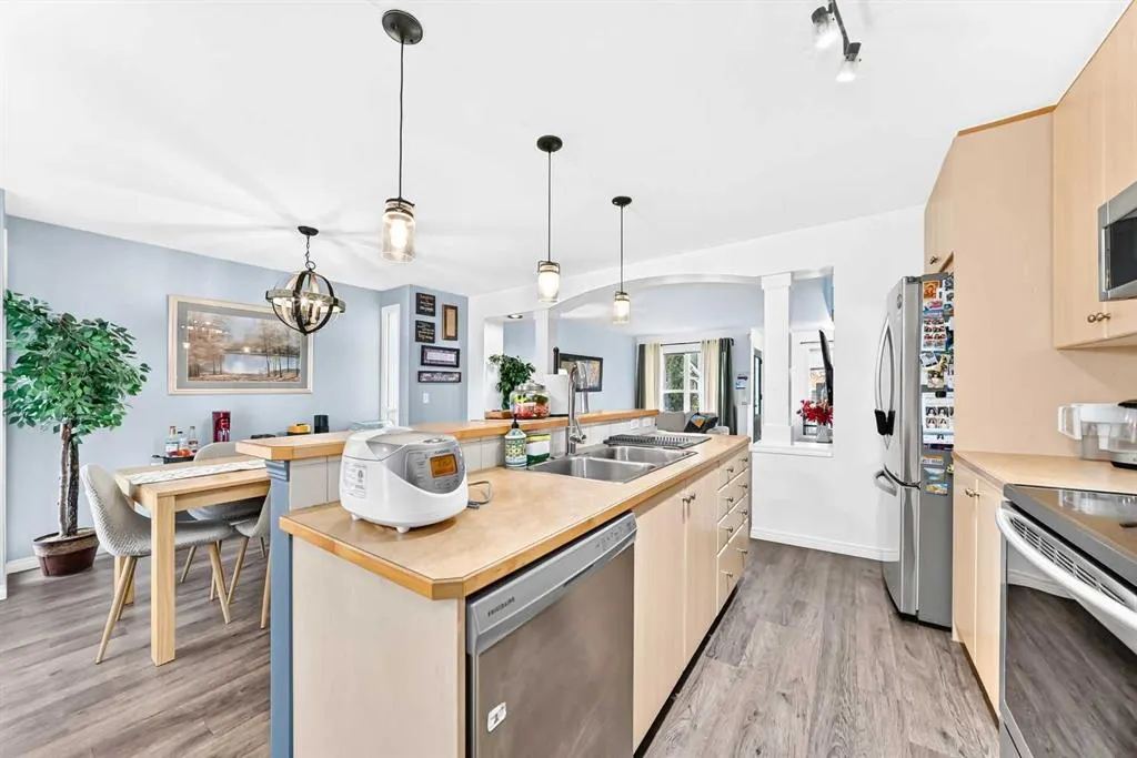 1037 New Brighton Gardens SE