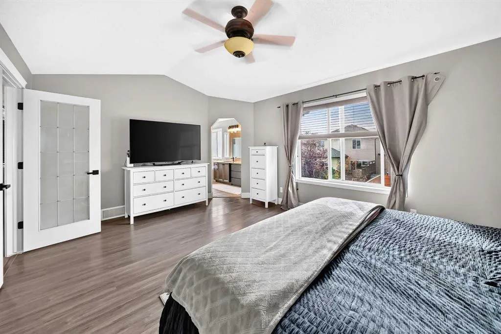 69 Morningside Circle SW