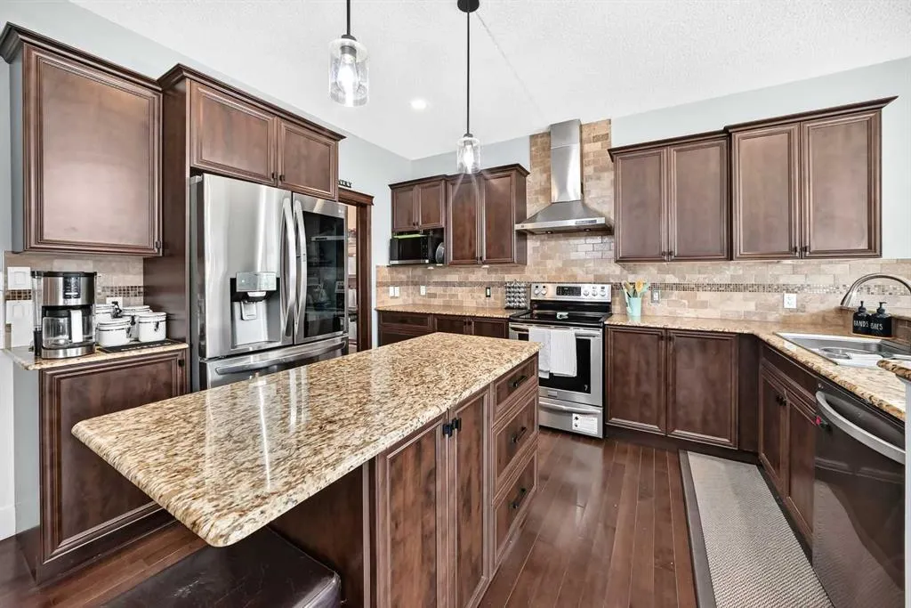 69 Morningside Circle SW