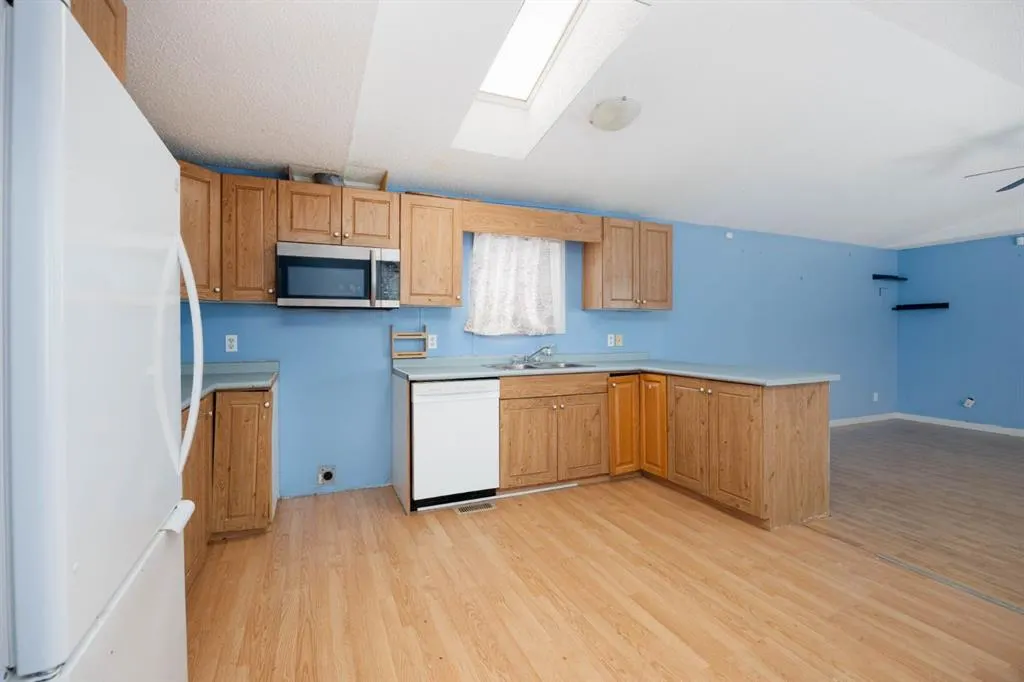 144 Grecian Place