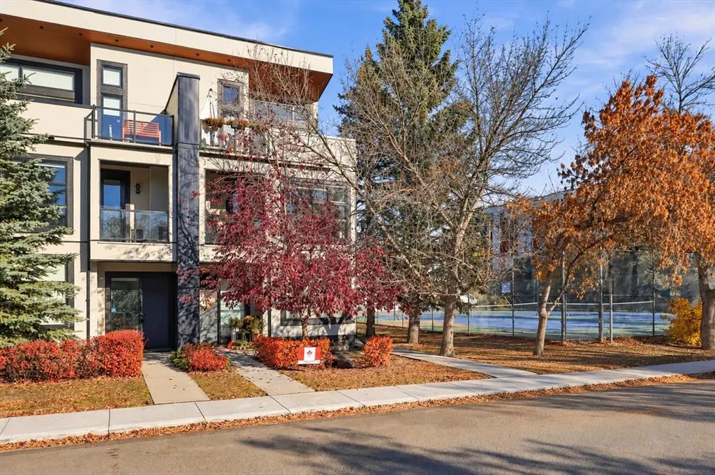 840 McPherson Road NE #2