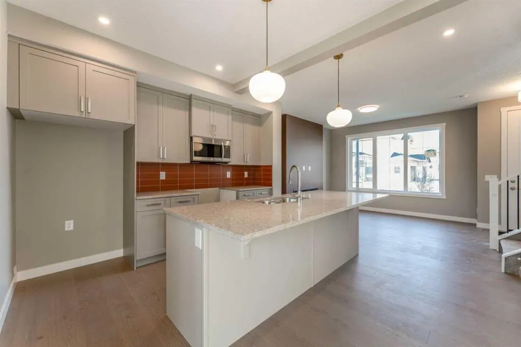 279 Waterford Heights