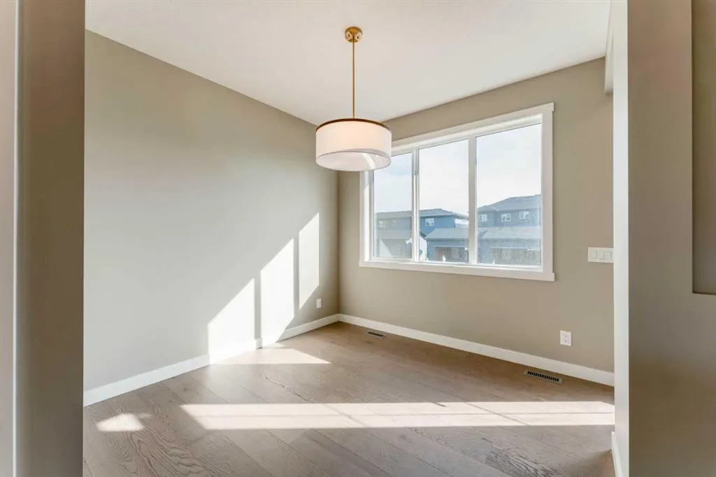 279 Waterford Heights