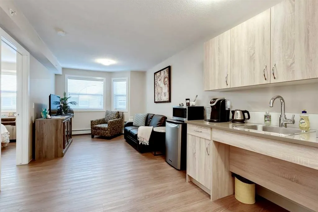 2635 Eversyde Avenue SW #404