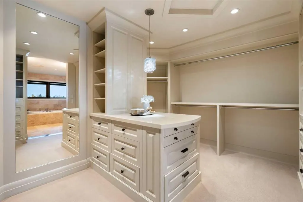 88 Sunset Close SE