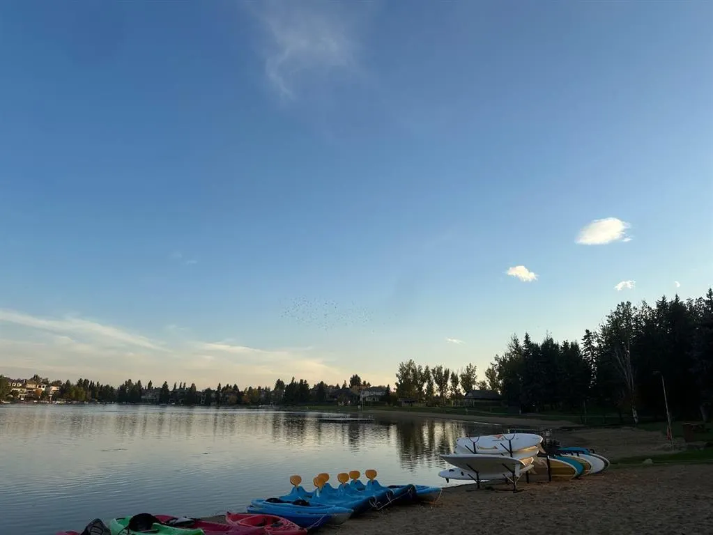 88 Sunset Close SE