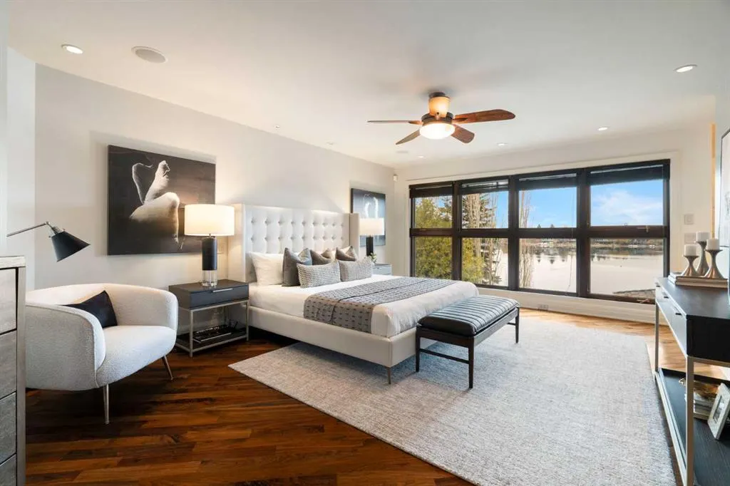 88 Sunset Close SE
