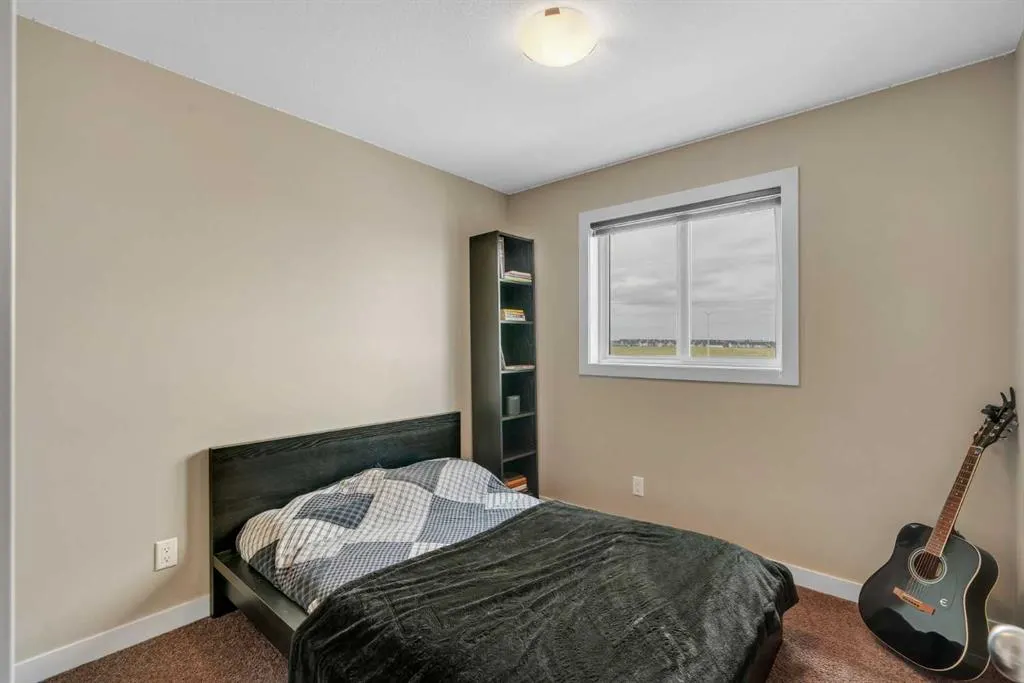 360 Marquis Heights SE