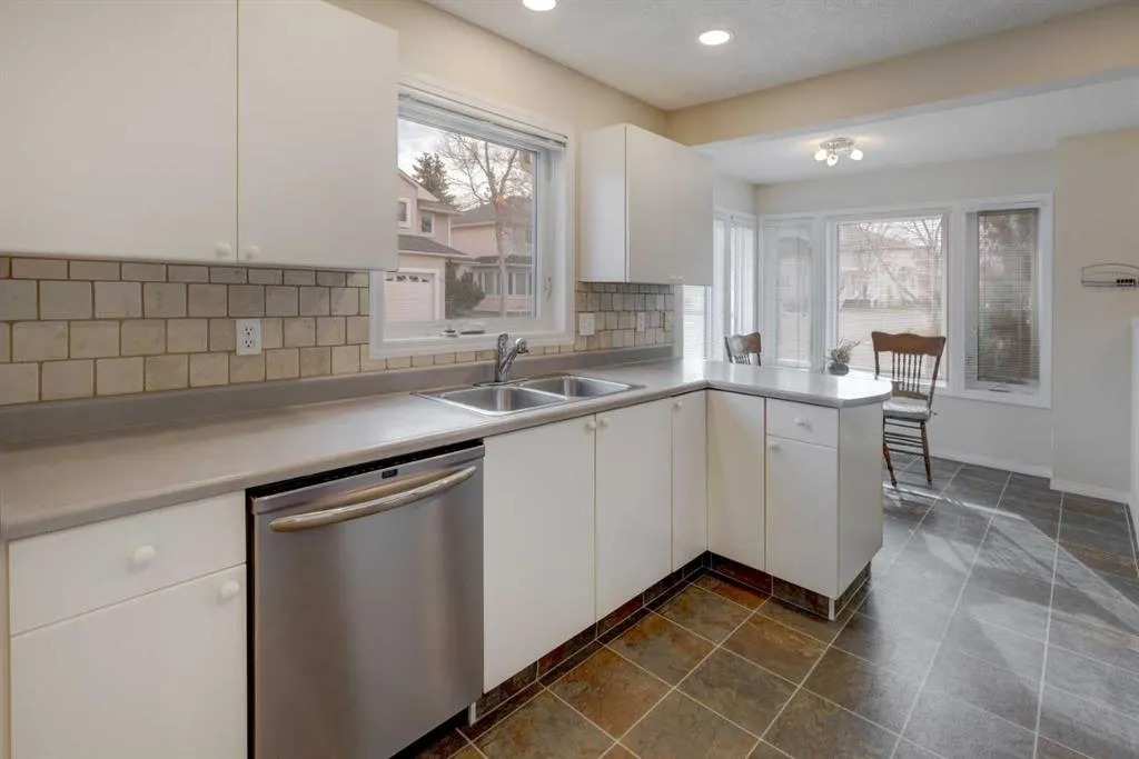 388 Sandarac Drive NW #37