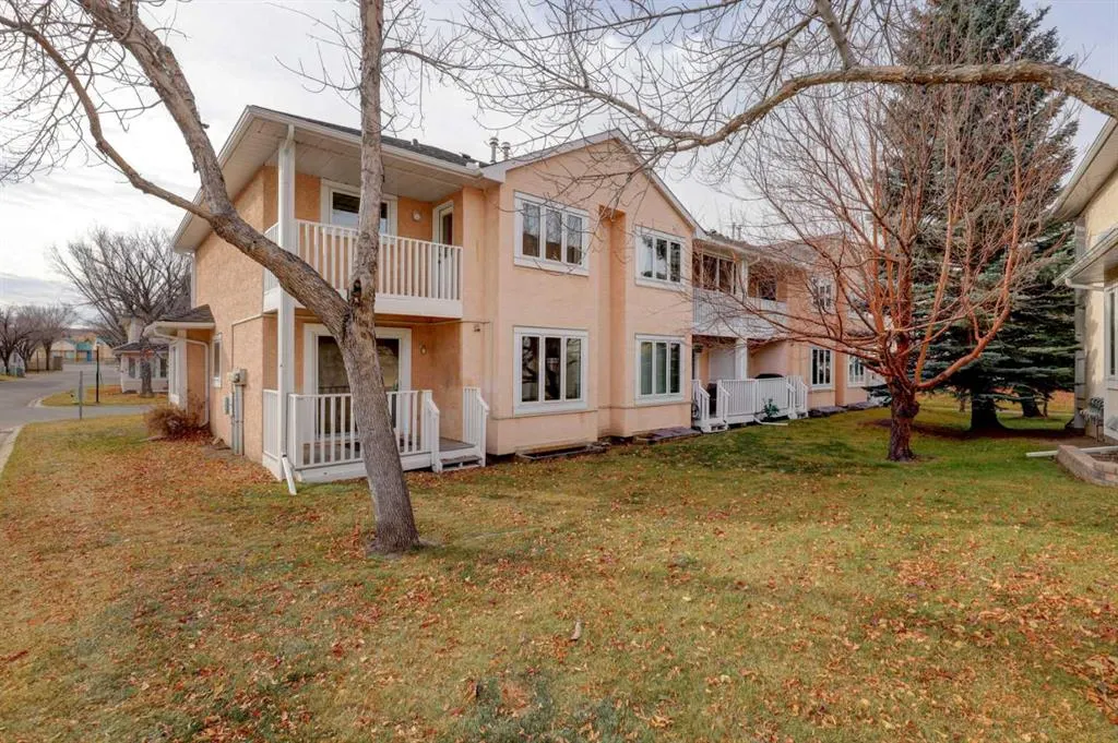 388 Sandarac Drive NW #37