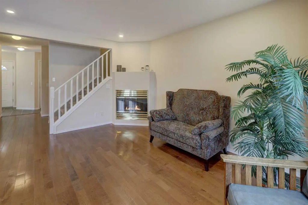 388 Sandarac Drive NW #37