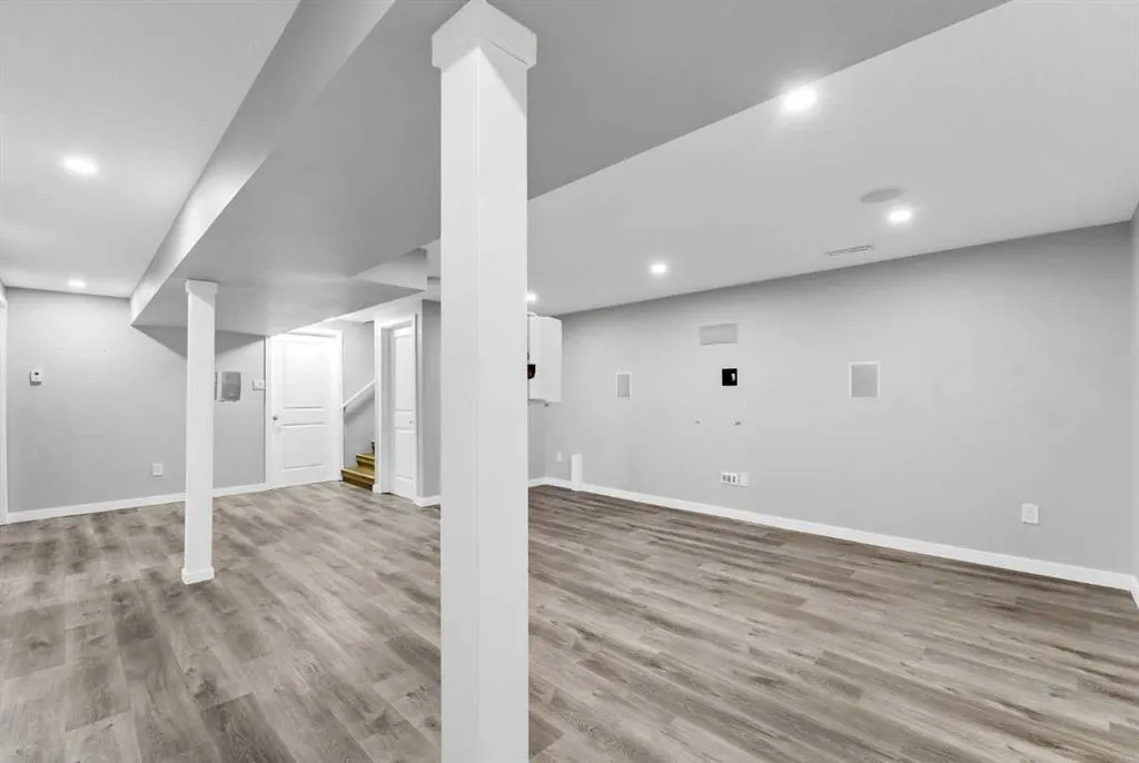14 Markwick Drive SE