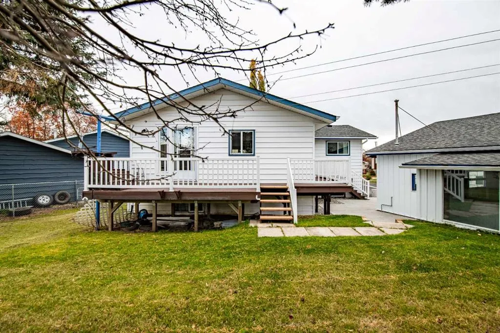 11 Jay Court
