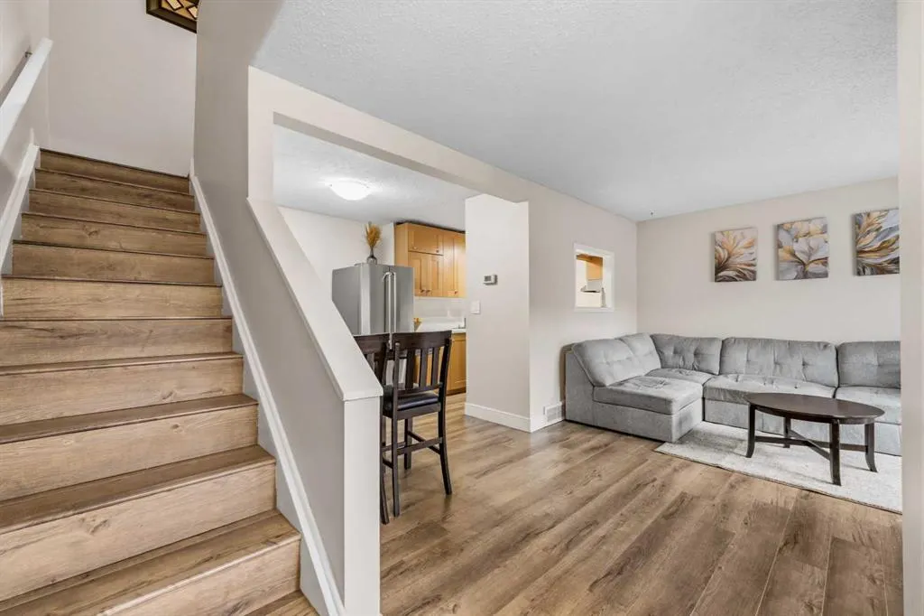251 90 Avenue SE #9