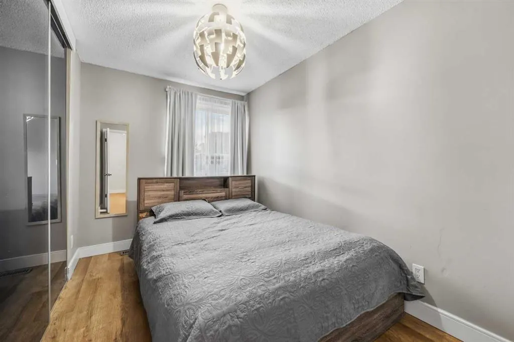 251 90 Avenue SE #9