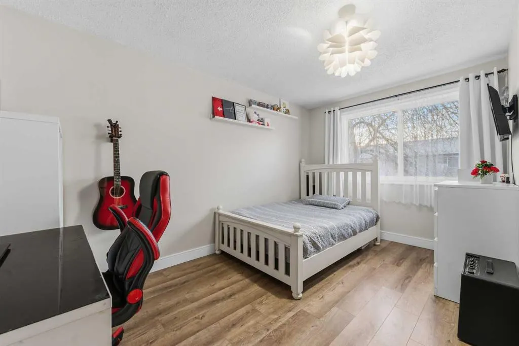 251 90 Avenue SE #9