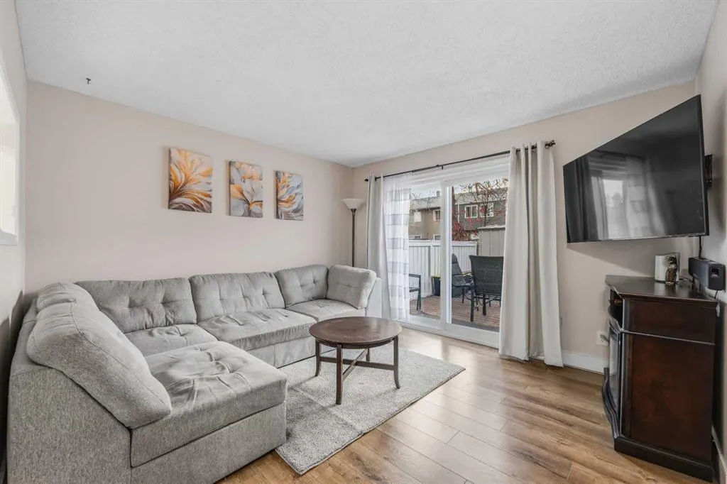 251 90 Avenue SE #9