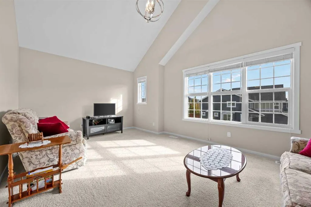 29 Tuscany Ridge Circle NW