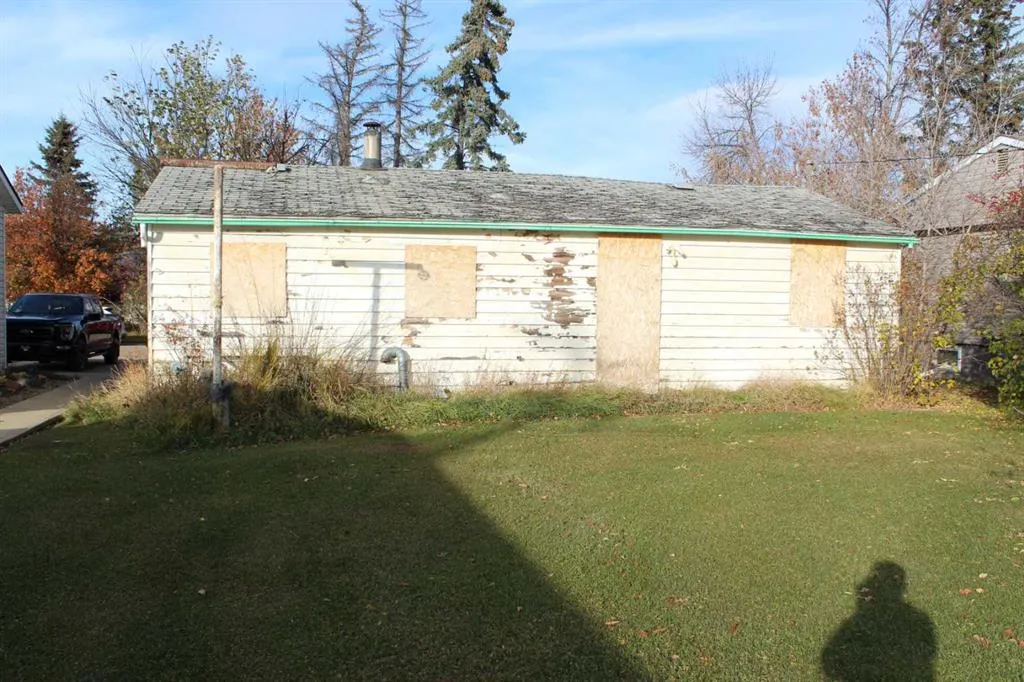 207 2nd Avenue SW