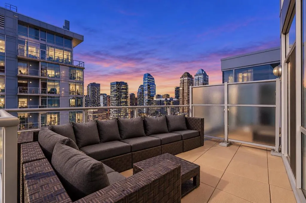 135 13 Avenue SW #2206