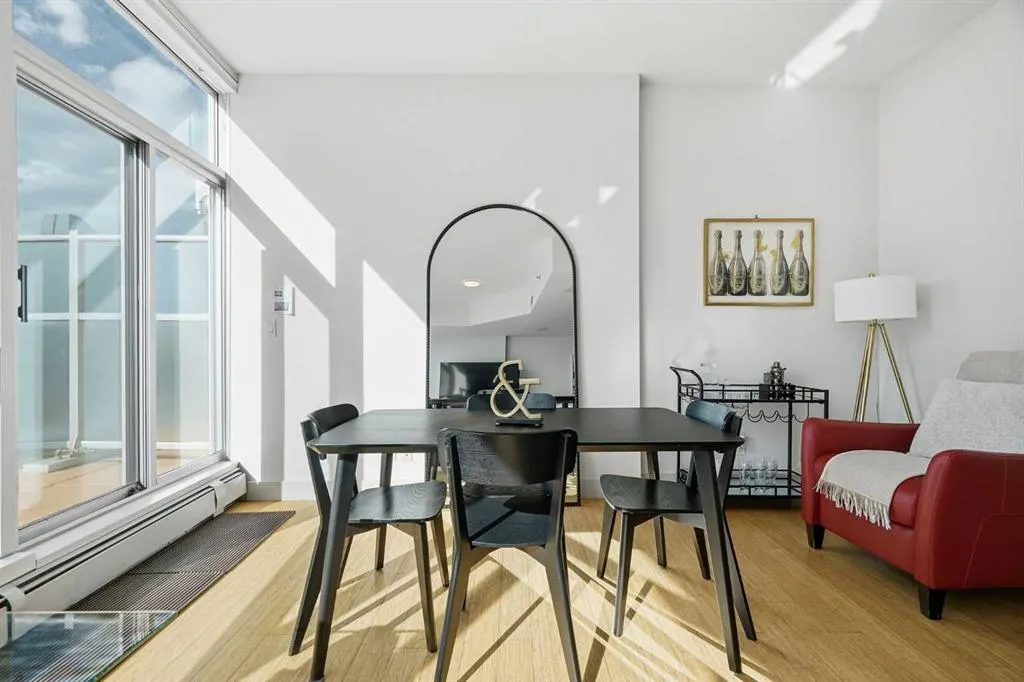 135 13 Avenue SW #2206