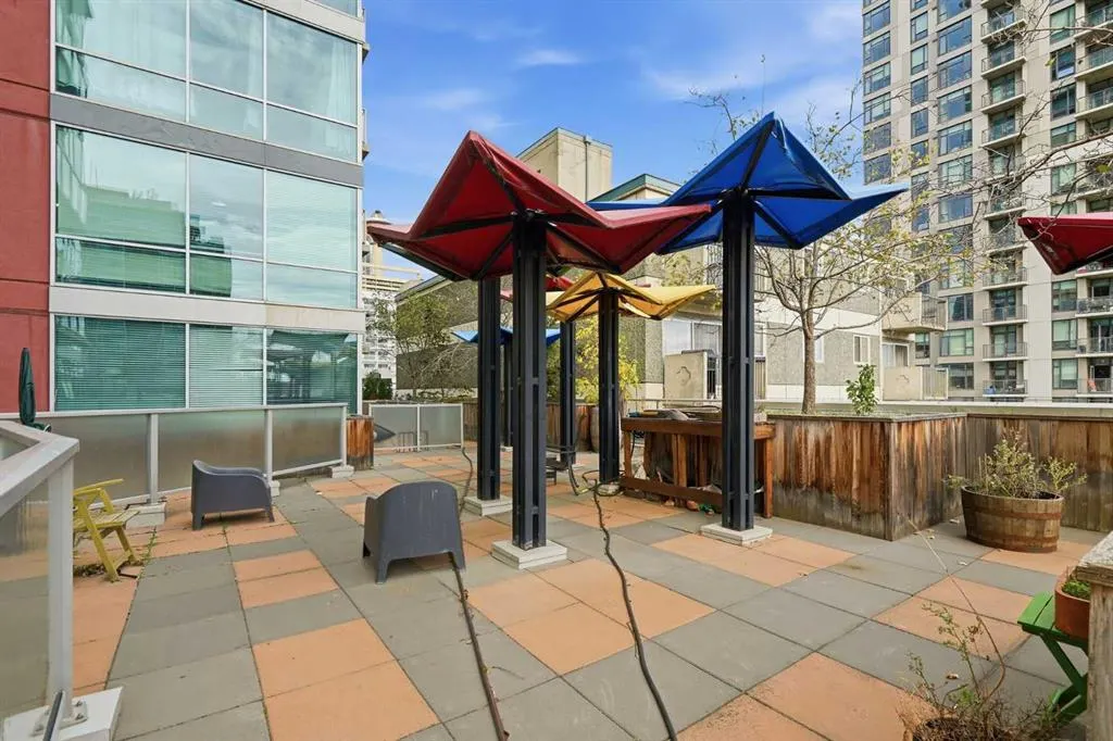 135 13 Avenue SW #2206