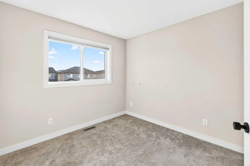 27 Evergreen Way