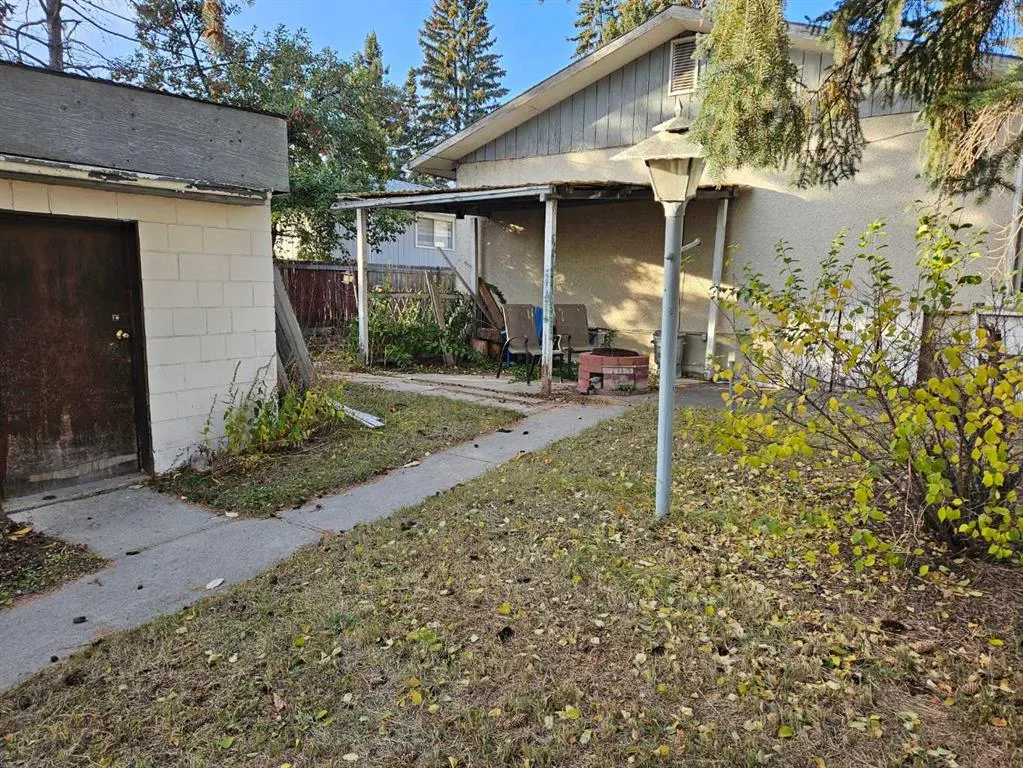 5039 Marchand Crescent NE