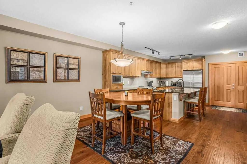 106 Stewart Creek Landing #206